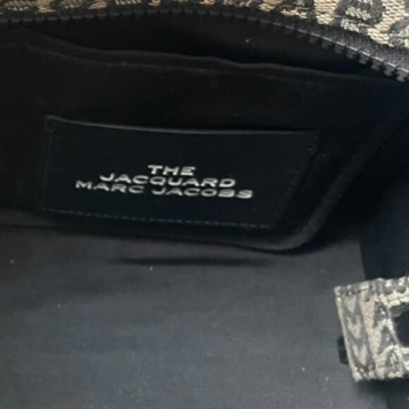 Marc Jacobs Monogram Jacquard Medium Tote - Picture 4 of 4